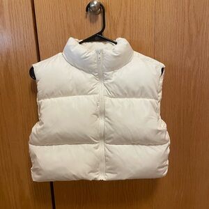 Forever 21 White Cropped Puffer Vest